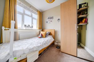 Bedroom 4- click for photo gallery